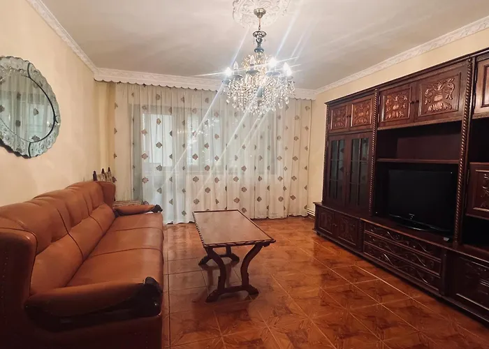 Appartement Urban With 3 Bedrooms Constanţa