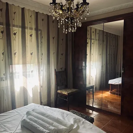 Urban With 3 Bedrooms Constanţa